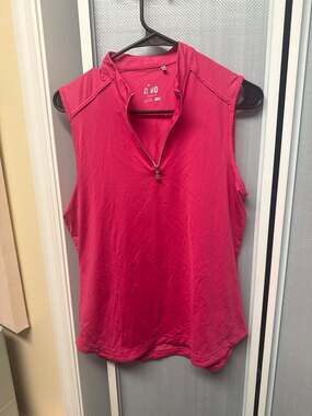 Nivo Women's Sleeveless Quarter-Zip Mock Neck Golf Top Pink Size M